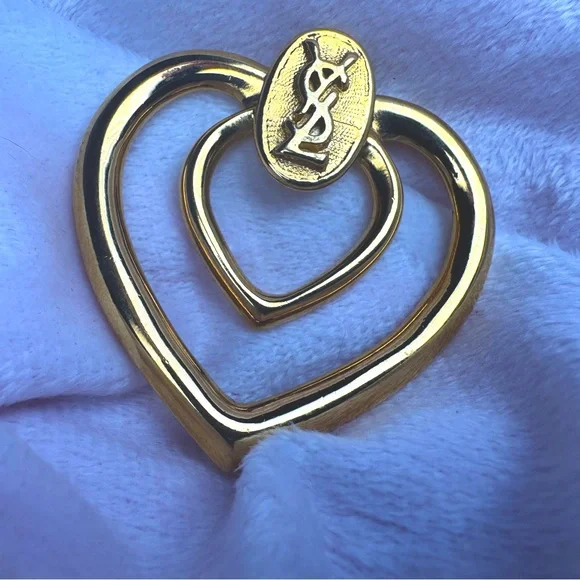 YSL Scarf Ring Heart Shape Gold Logo RARE 1980s Vintage yves saint laurent - Picture 9 of 11